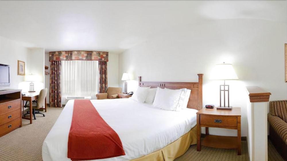 Holiday Inn Express Hotel & Suites Mattoon By Ihg Esterno foto